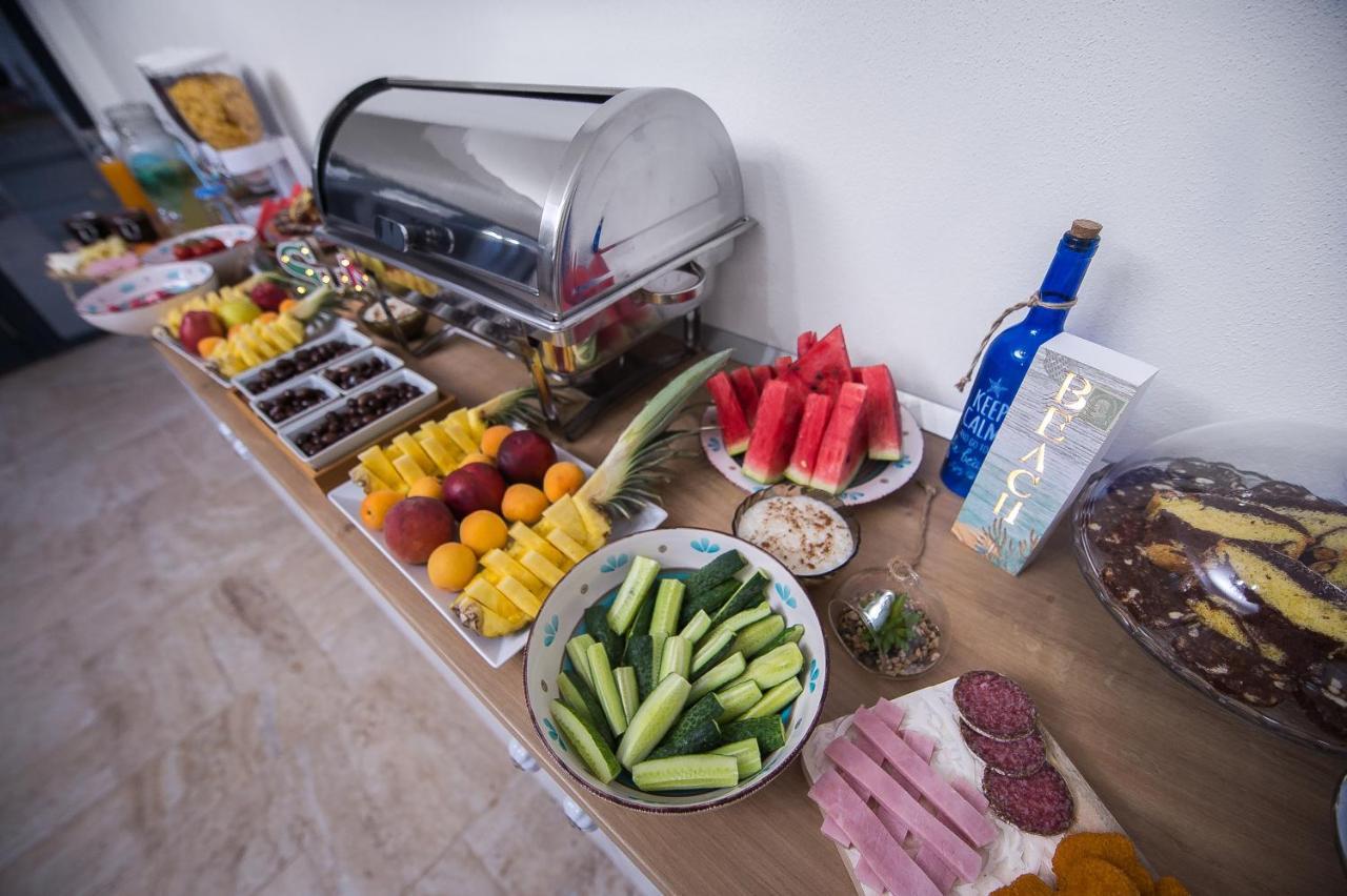 Boutique 23 Hotel Douăzeci şi Trei August Eksteriør billede