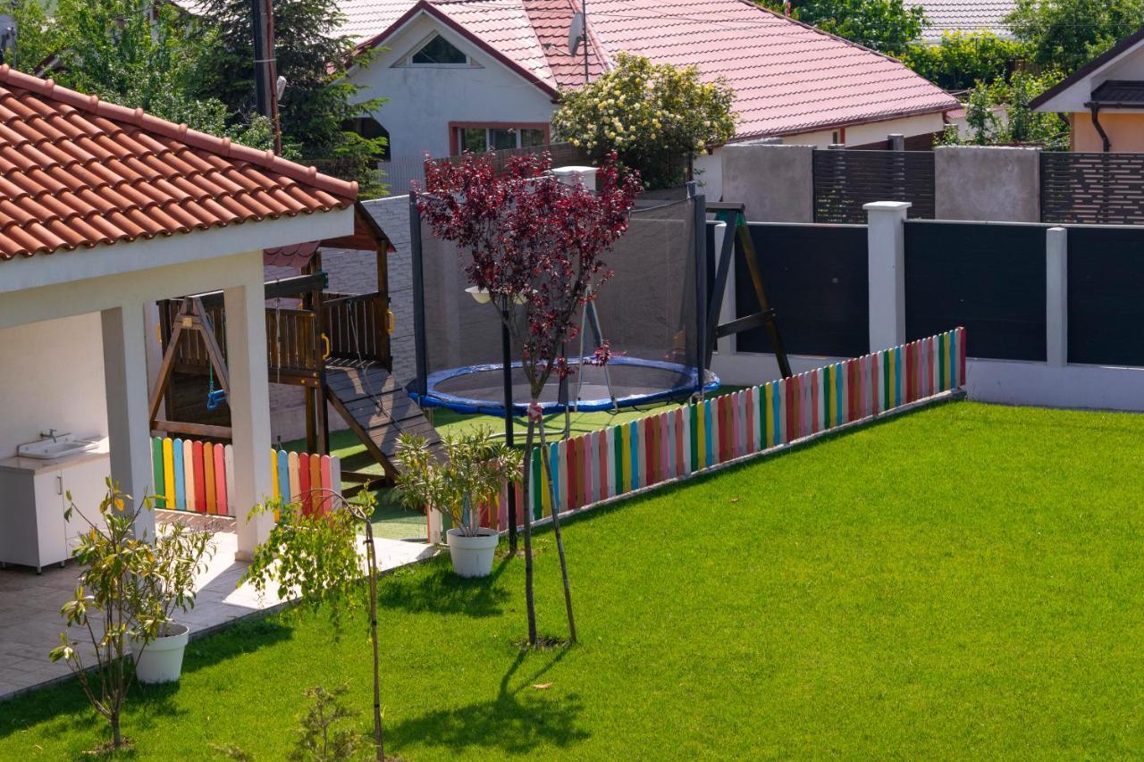 Boutique 23 Hotel Douăzeci şi Trei August Eksteriør billede